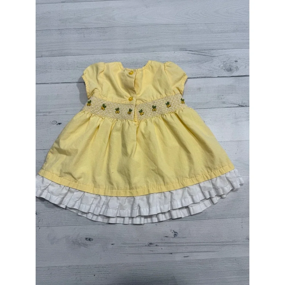 Gymboree girls 2006 yellow smocked lemon dress 0-3 months
